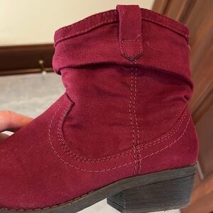 Trend Report, Rosie, Red wine boots size 6